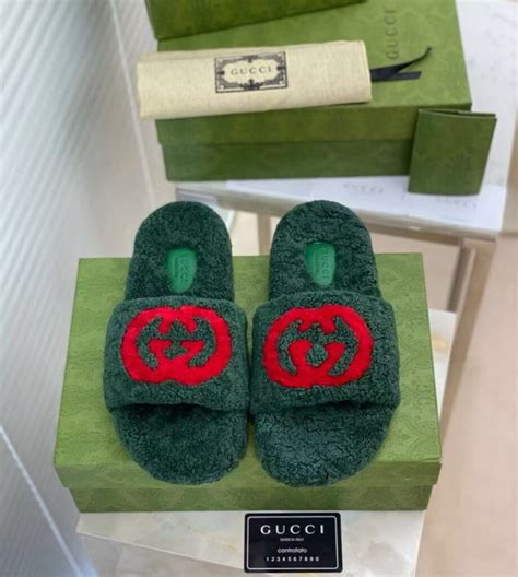 gucci ciabatta pelo|Scopri la nuova collezione di slippers Gucci donna su FARFETCH.